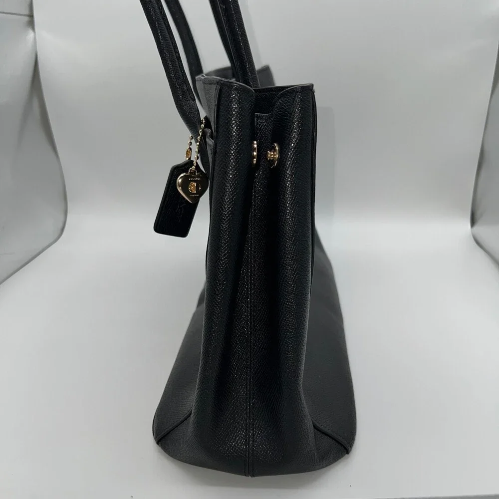 Coach Pebbled Leather Tote Bag Top Handle Black Gold Heart Charm Black Lining‎